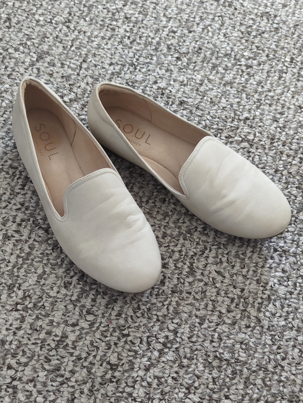 SOUL Naturalizer Cream Slip-On Loafers
